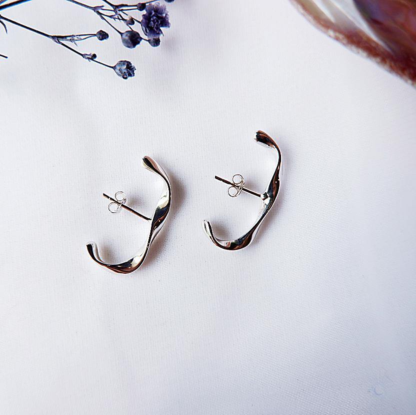 rhodium plated sterling silver earring by tsukiyo co