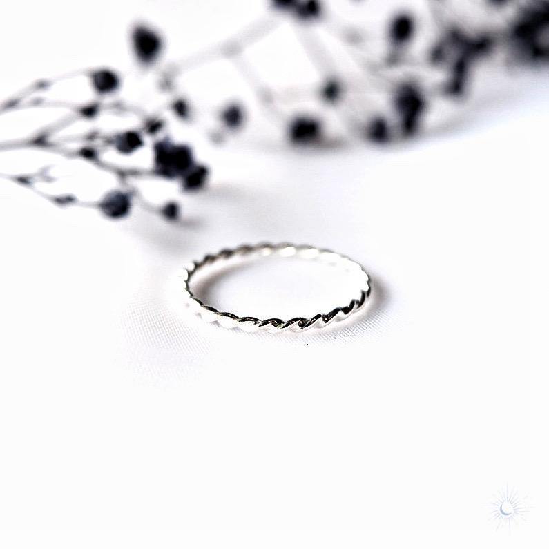 Twisted modern minimalist style rhodium plated sterling silver ring by Tsukiyo Co Singapore